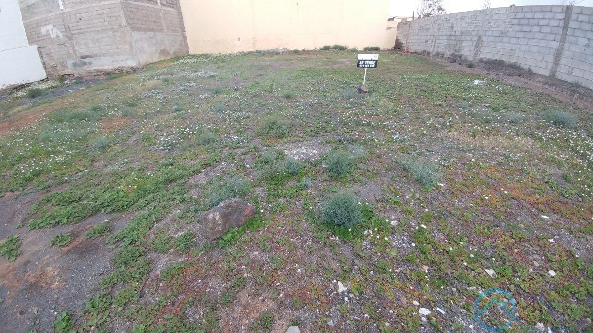 Venta de terreno en San Bartolome