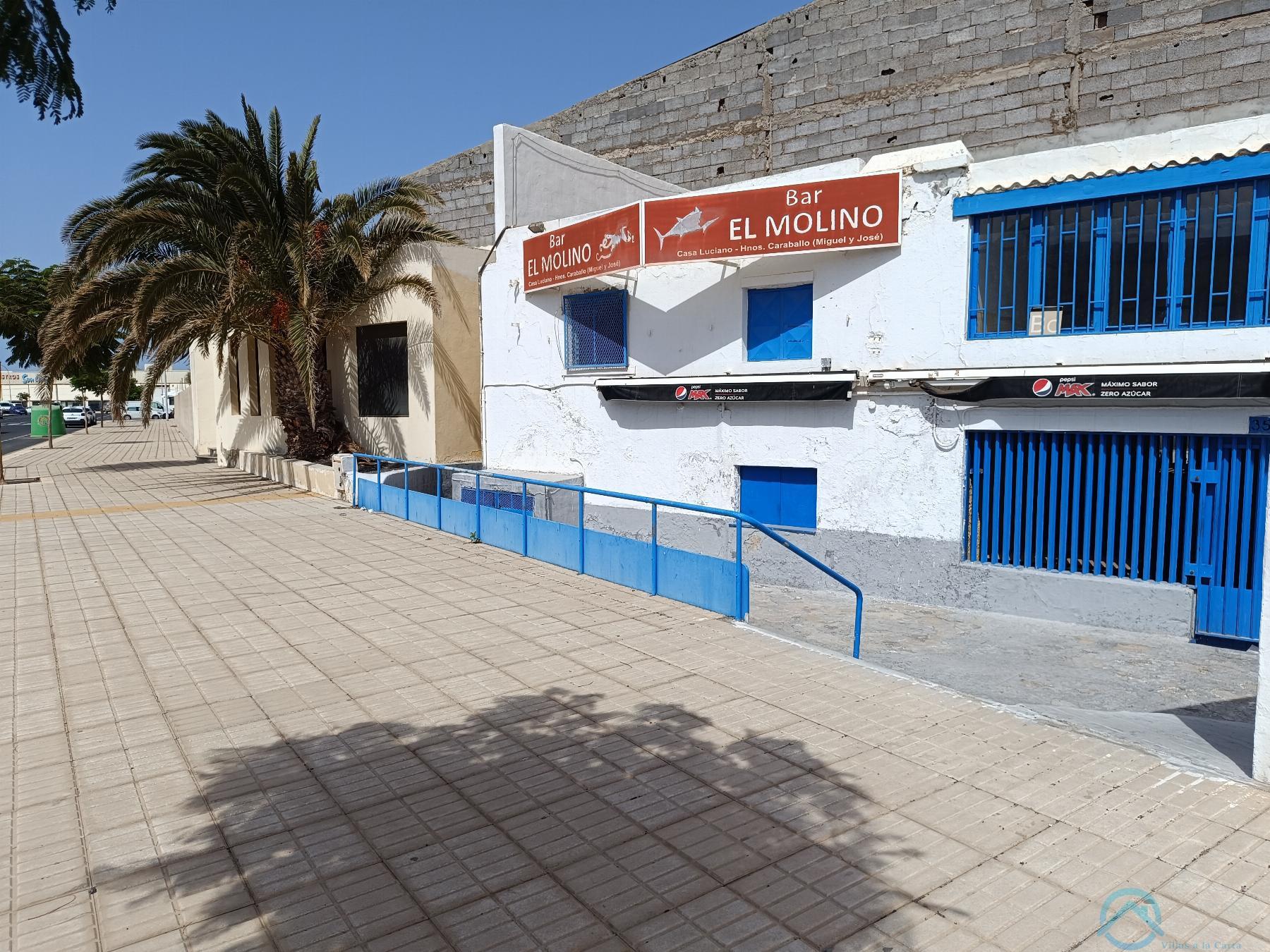 For rent of commercial in Arrecife