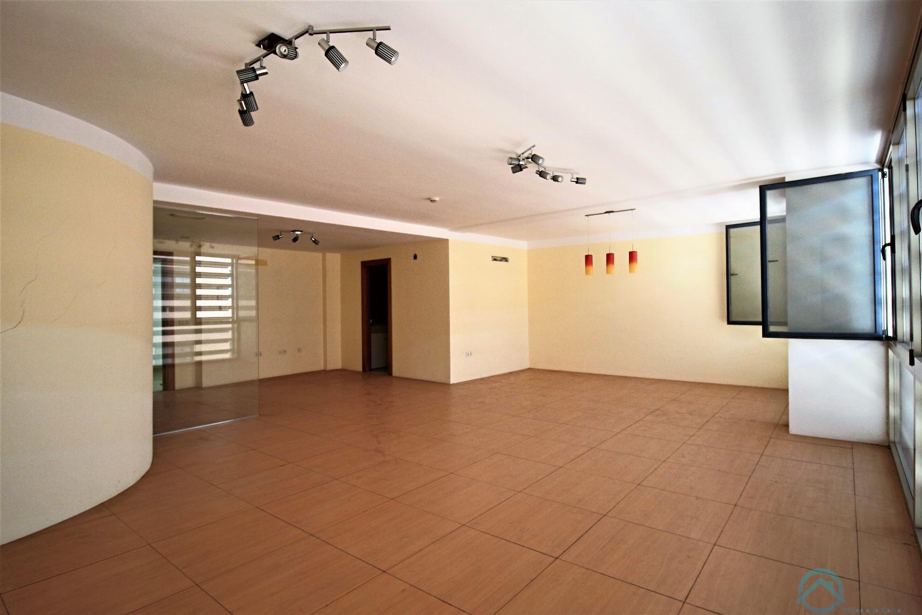 Köp av office i Arrecife