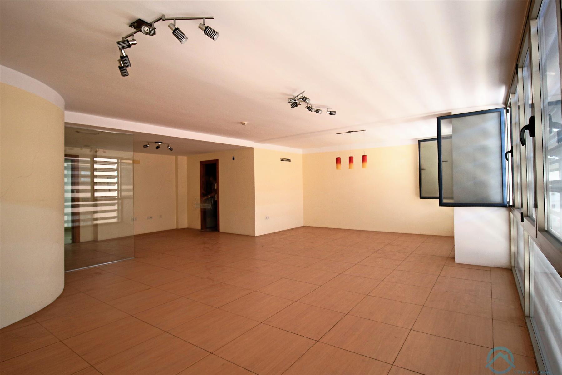 Köp av office i Arrecife