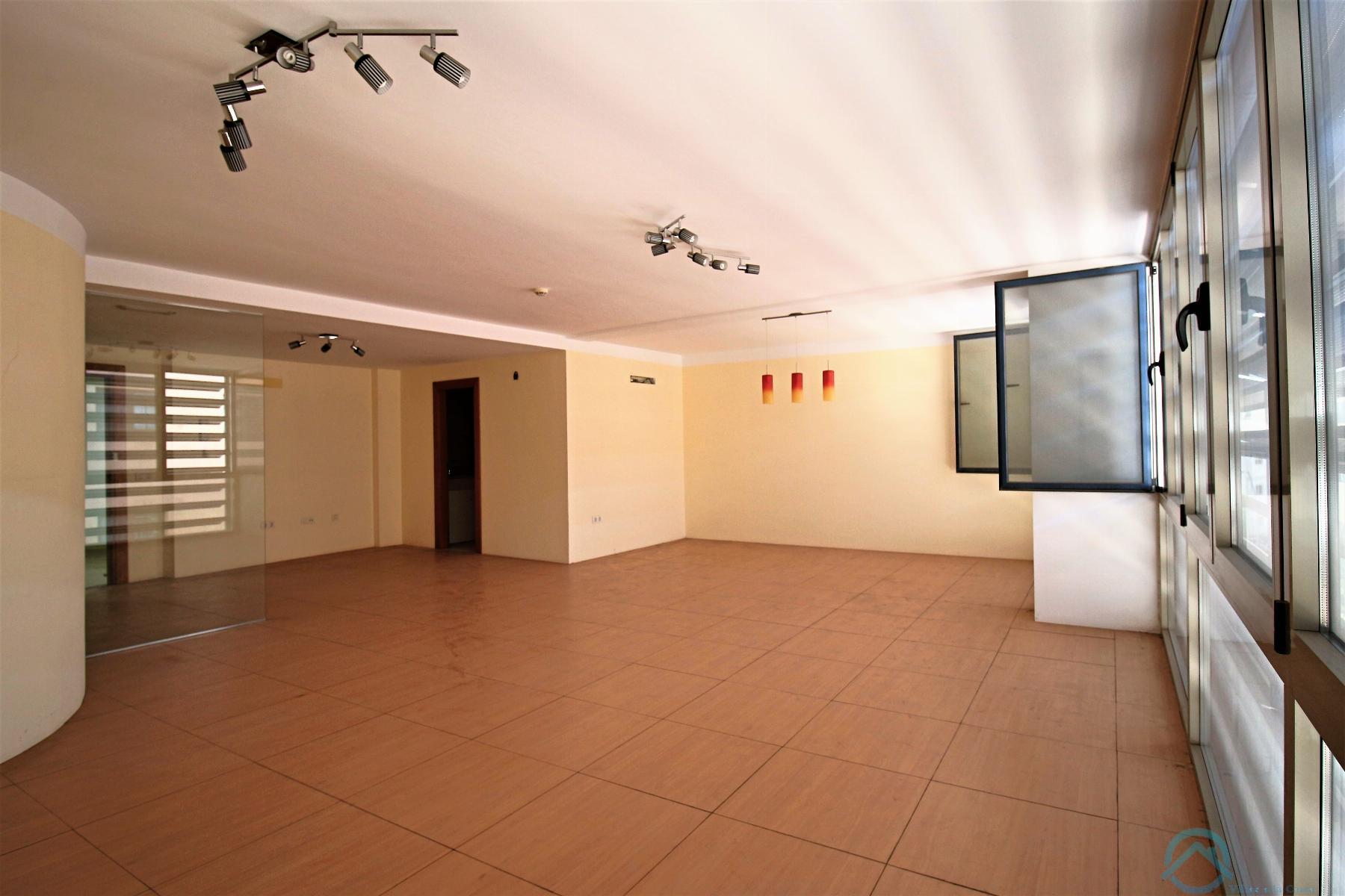 Köp av office i Arrecife