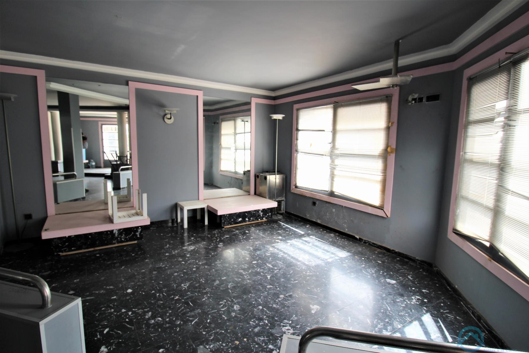 For sale of commercial in Teguise