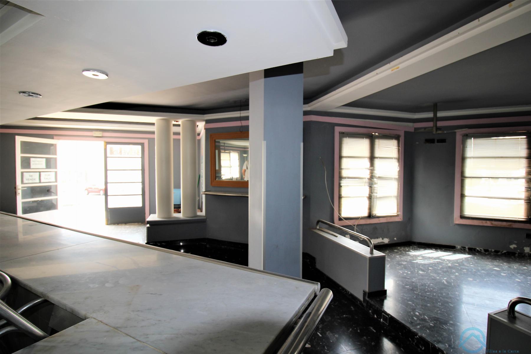 For sale of commercial in Teguise