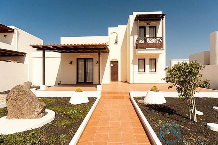 For sale of villa in Yaiza
