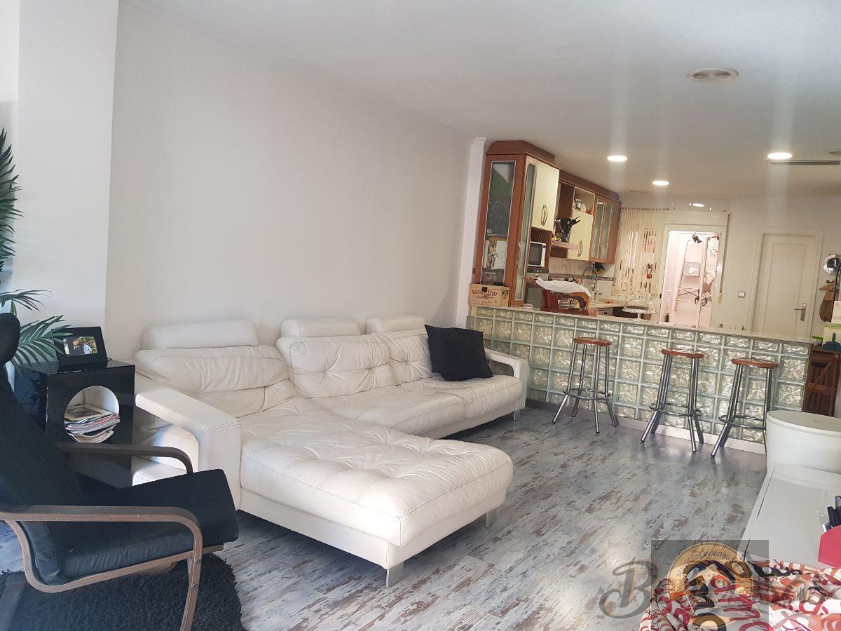 For sale of apartment in Elche-Elx