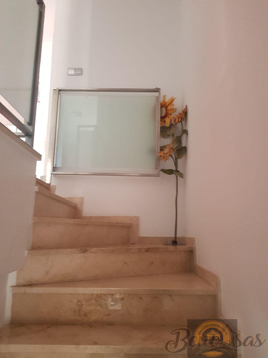 For sale of apartment in Elche-Elx