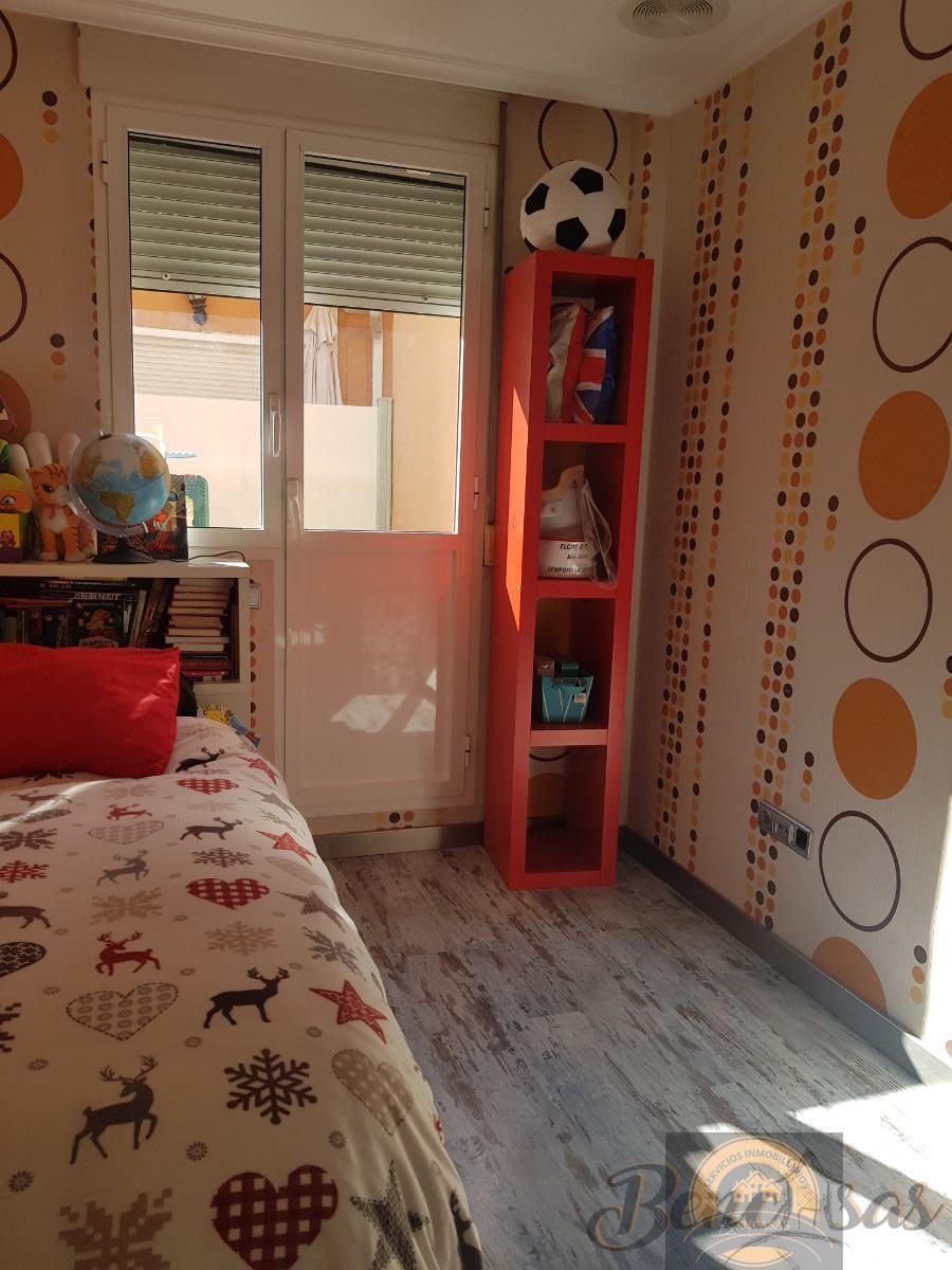For sale of apartment in Elche-Elx