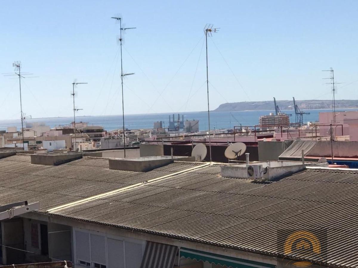 For sale of apartment in Alicante