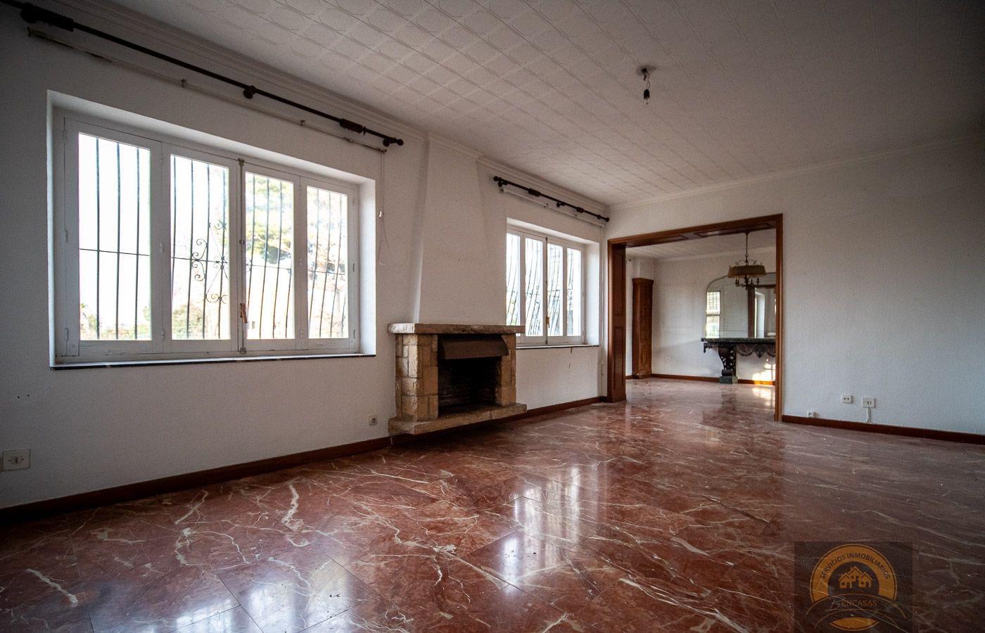 For sale of villa in Alicante