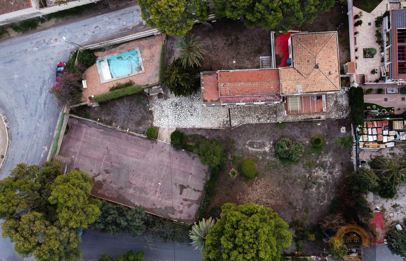 For sale of villa in Alicante