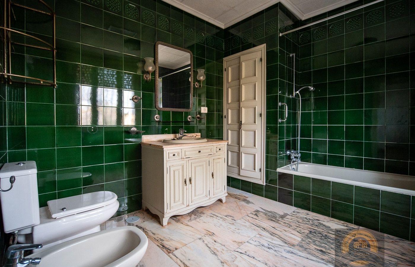 For sale of villa in Alicante