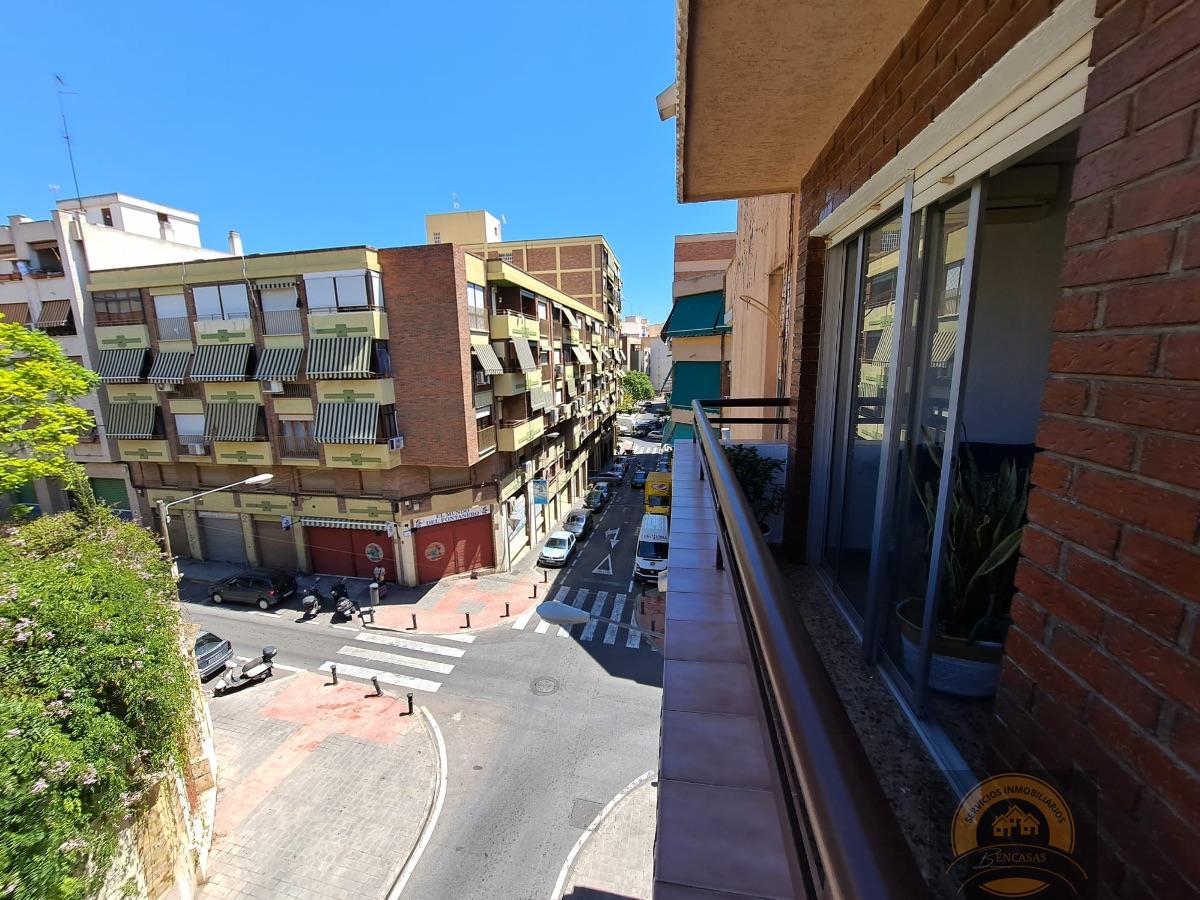 For sale of apartment in Alicante