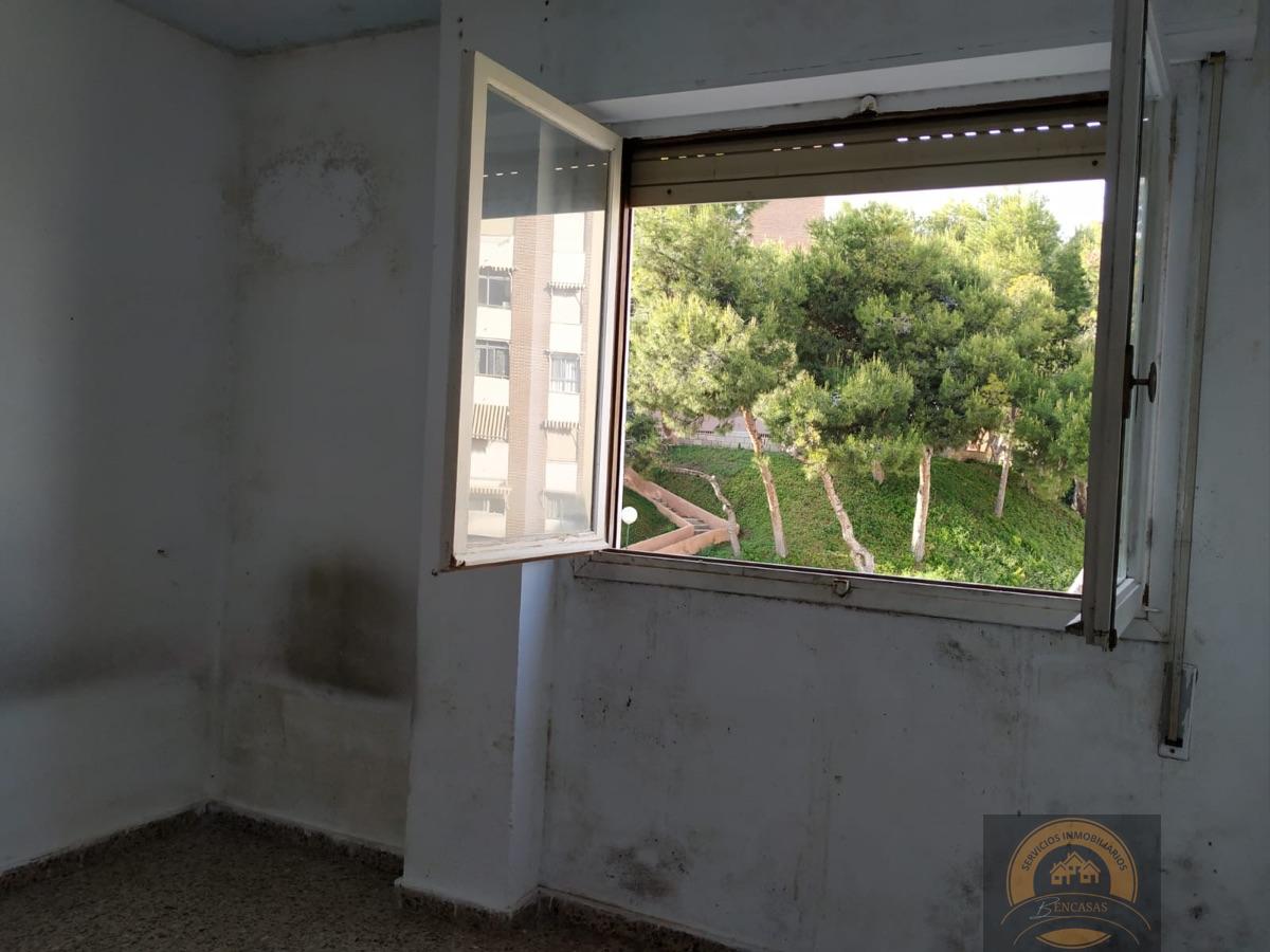 For sale of apartment in Alicante