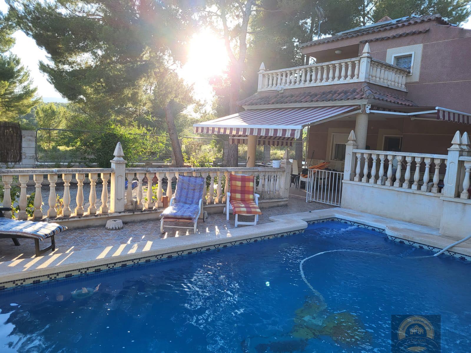 For sale of chalet in Tibi