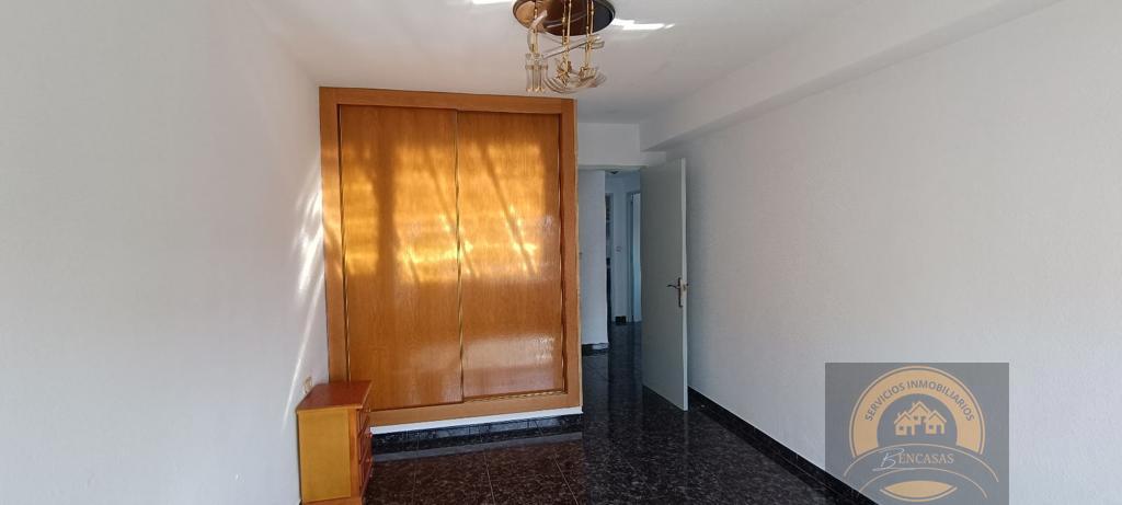 For sale of apartment in Alicante