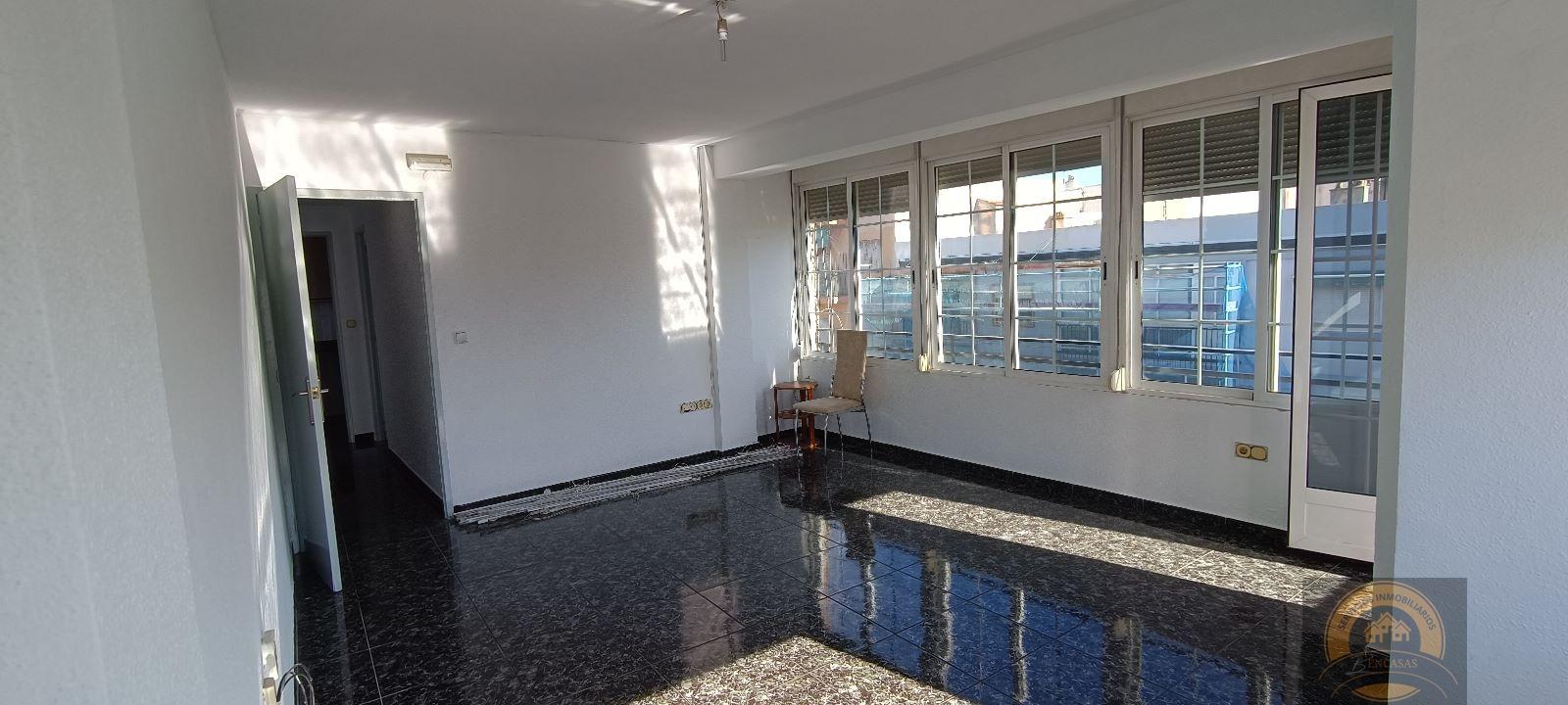 For sale of apartment in Alicante