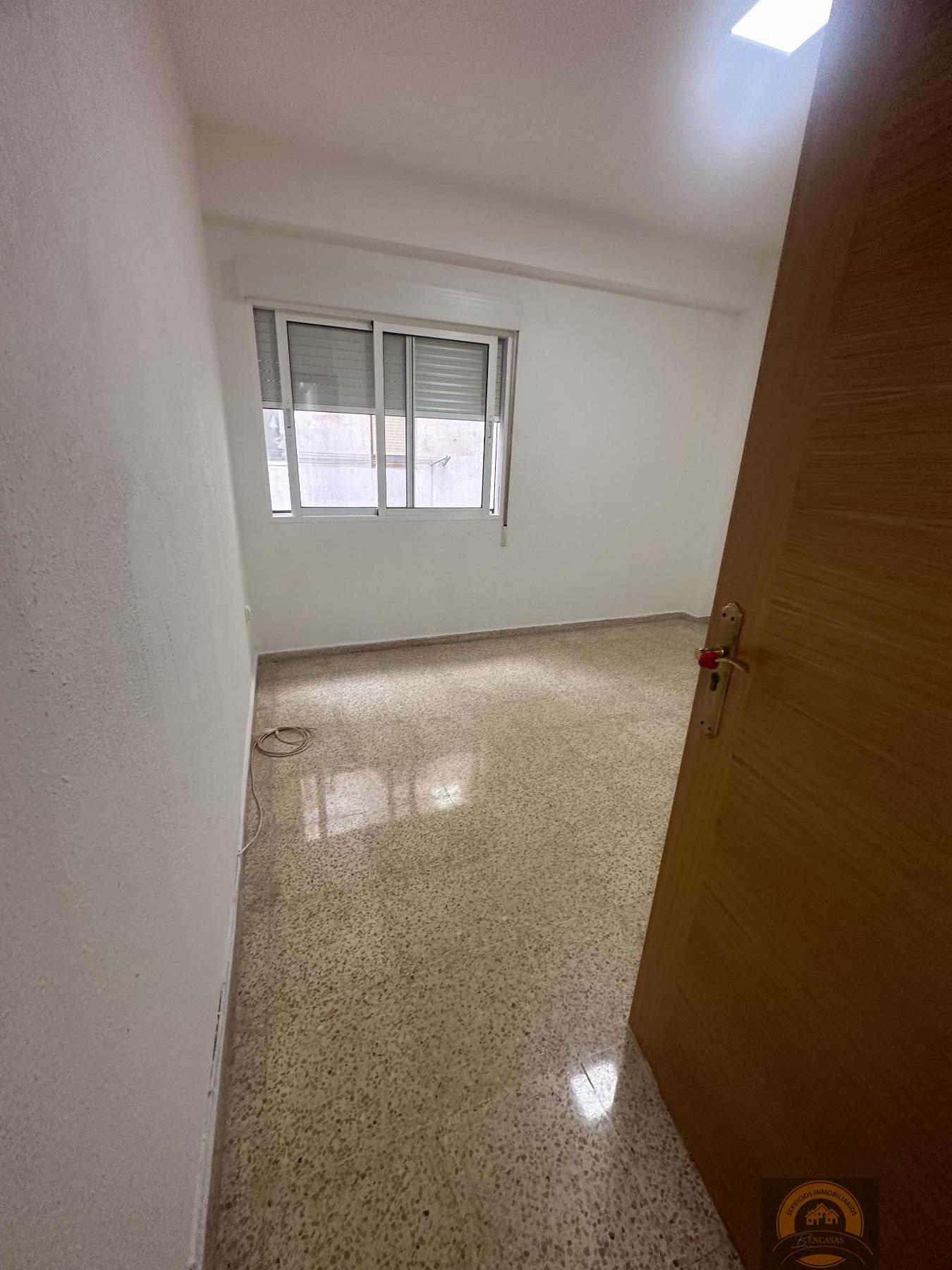 For sale of apartment in Alicante