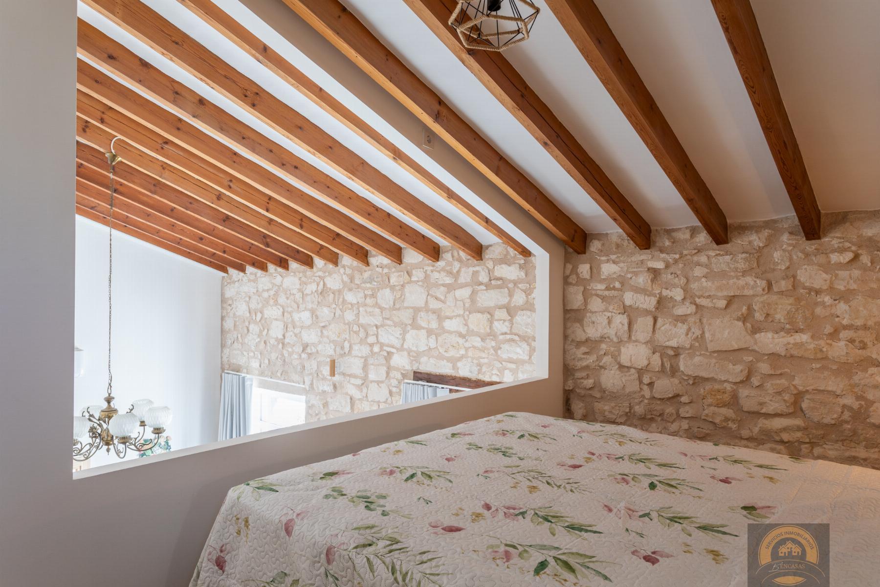 For rent of ground floor in Alicante