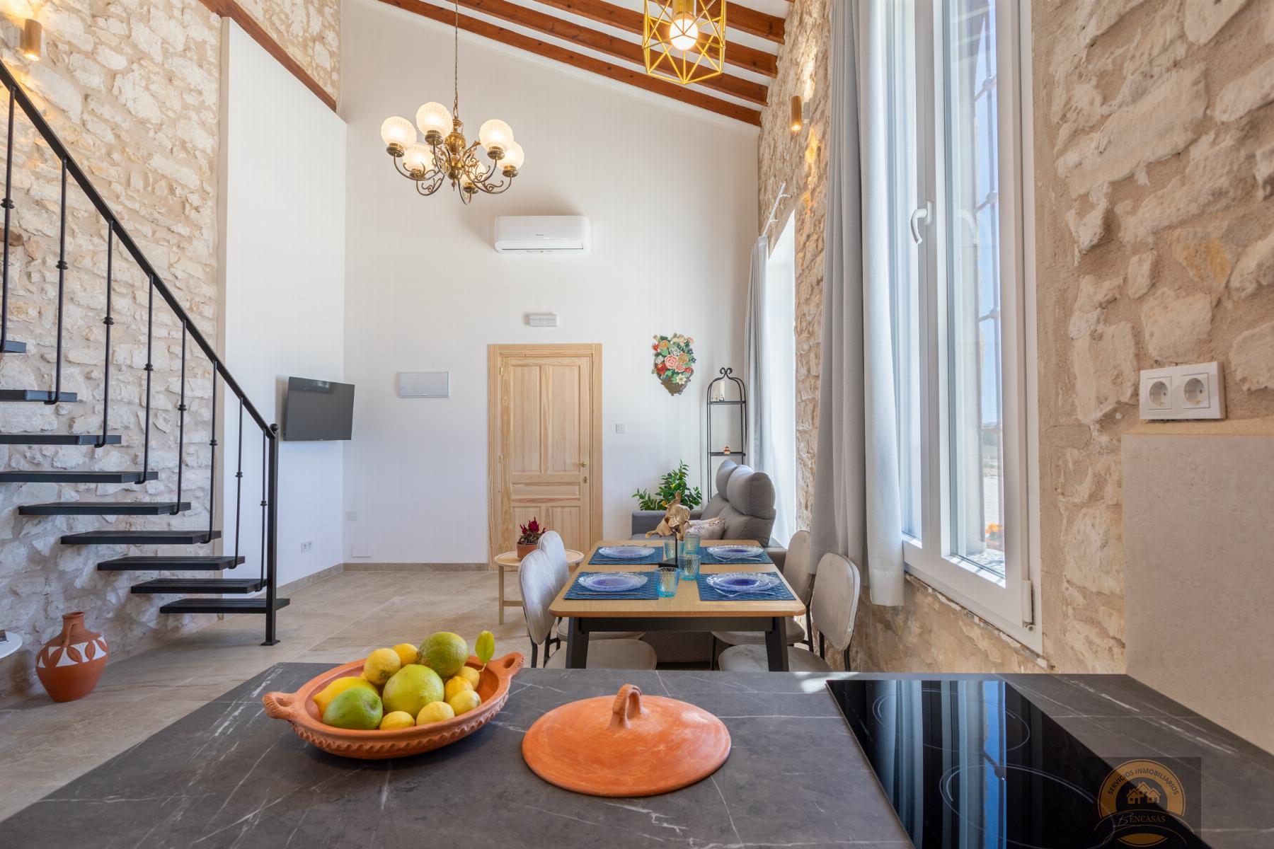 For rent of ground floor in Alicante