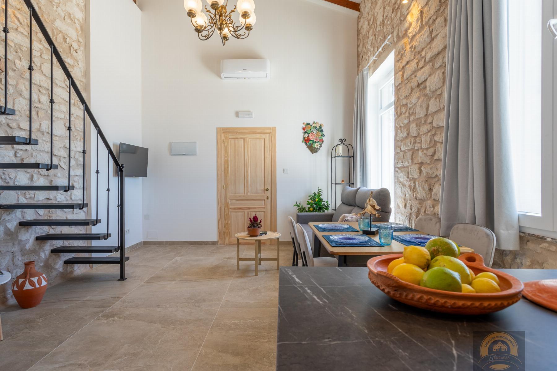For rent of ground floor in Alicante