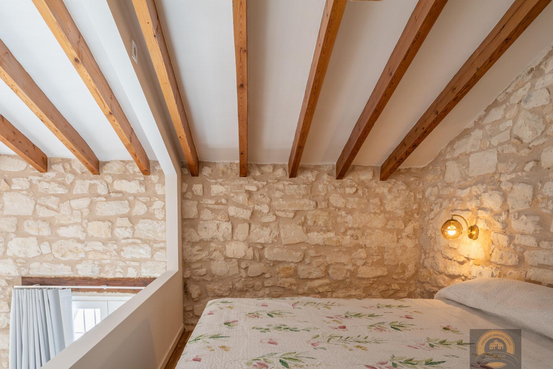 For rent of ground floor in Alicante