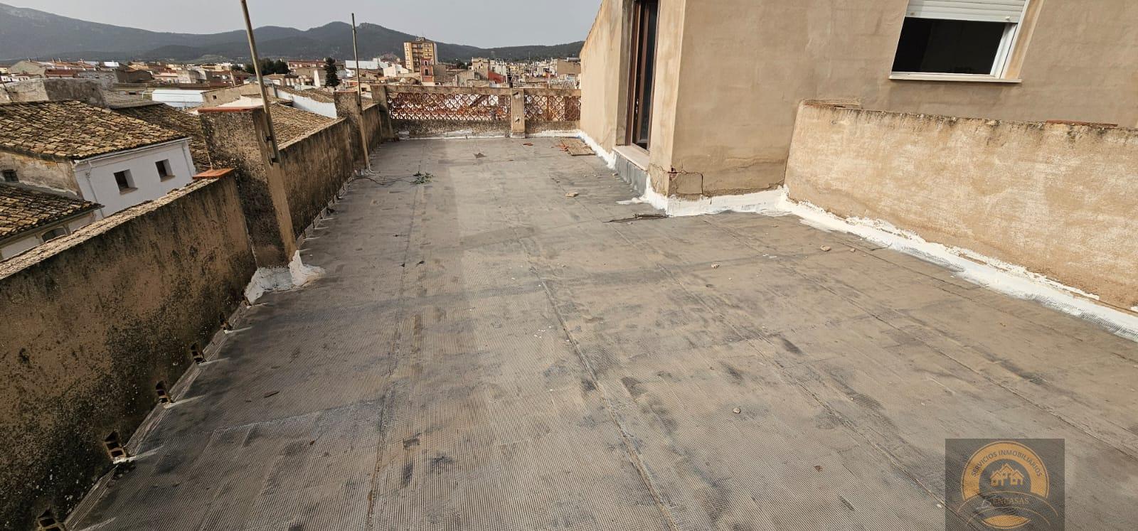 For sale of building in Castalla