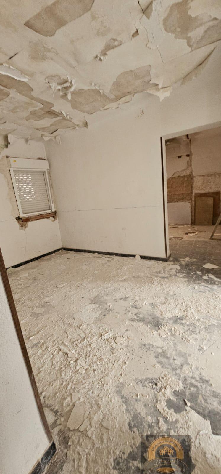 For sale of building in Castalla