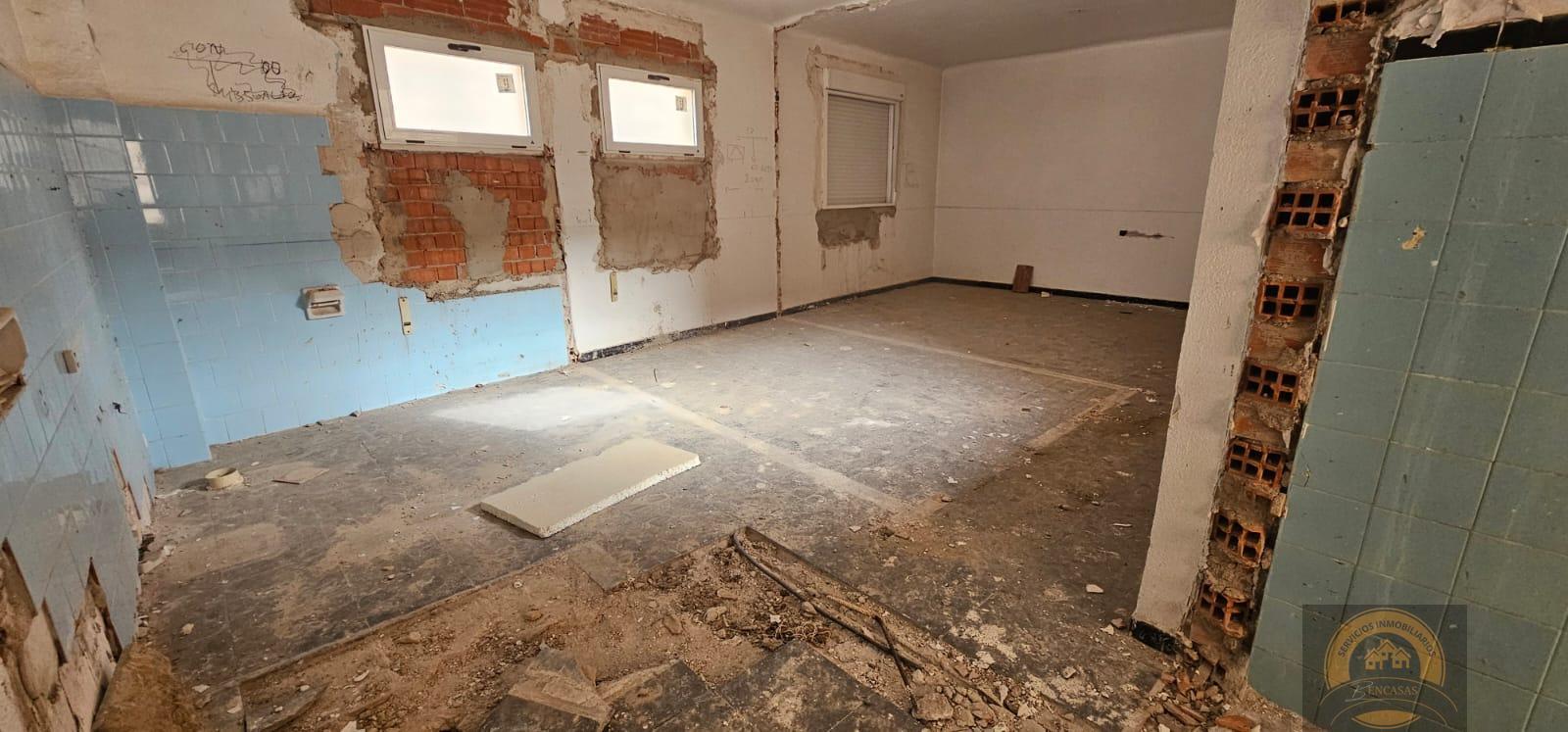 For sale of building in Castalla