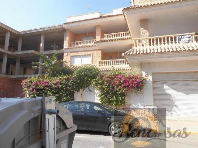 For sale of house in Alicante