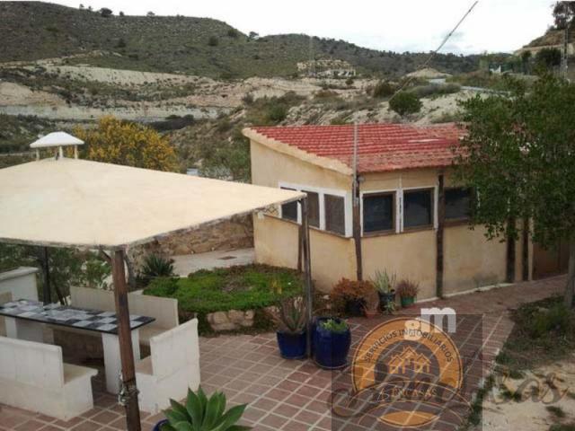 For sale of chalet in Alicante