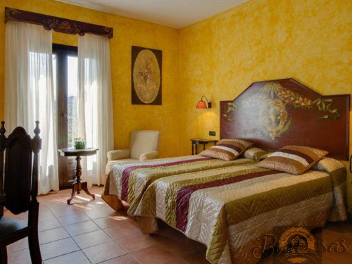 For sale of hotel in Cenes de la Vega