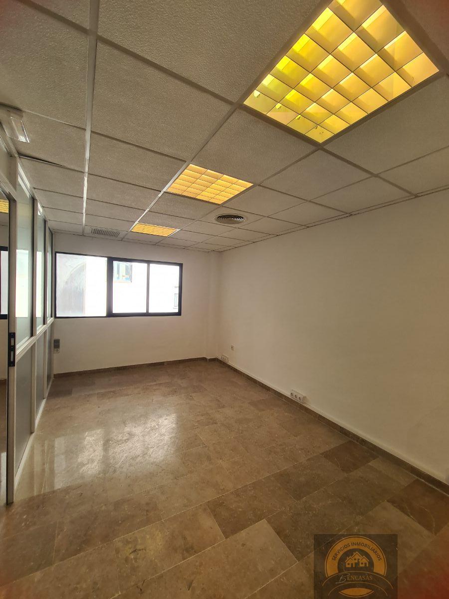 For rent of office in Alicante