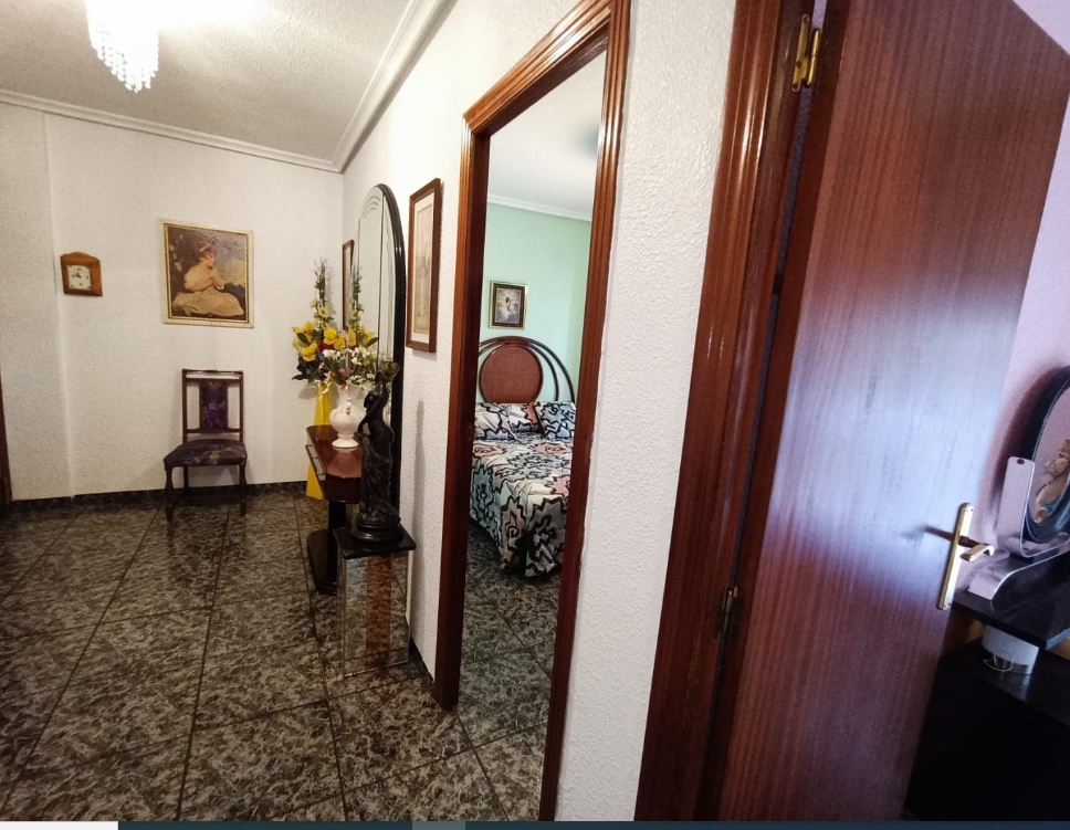 For sale of apartment in Elche-Elx