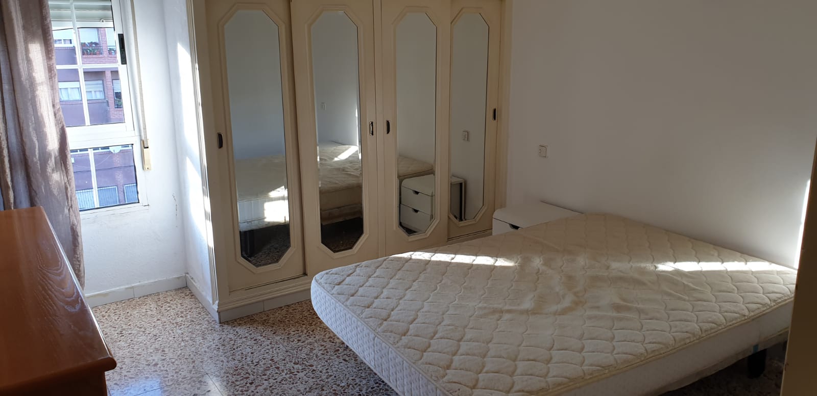 For sale of flat in Elche-Elx