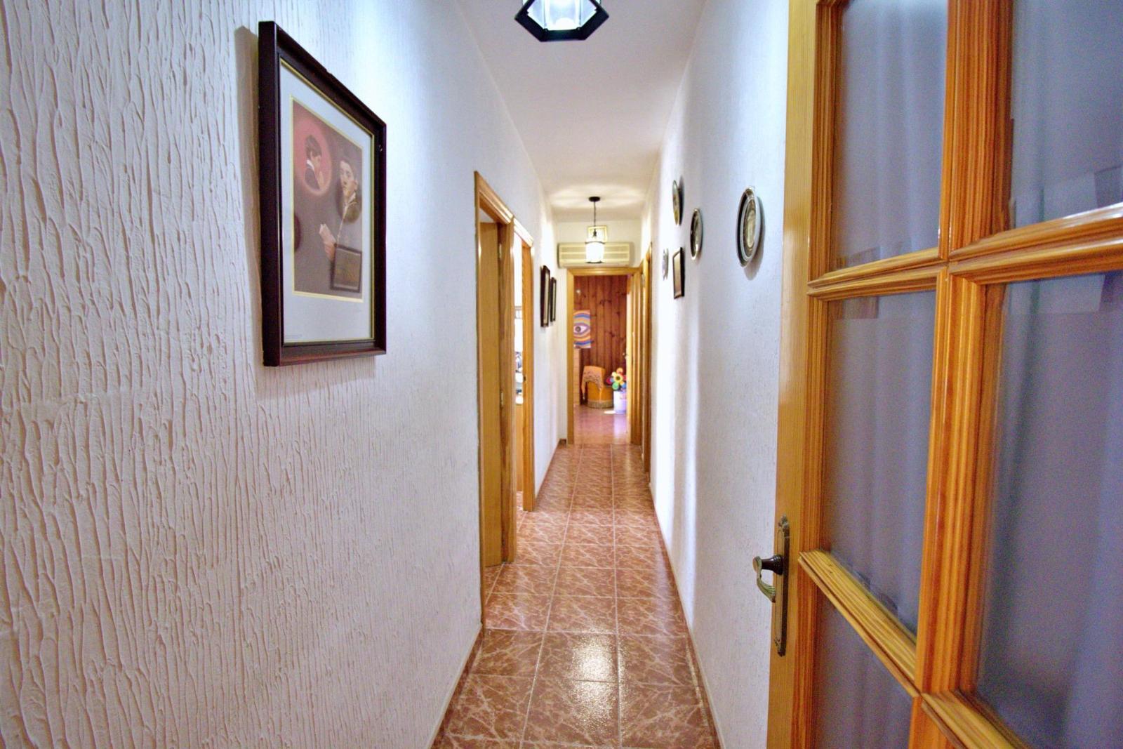 For sale of chalet in Elche-Elx