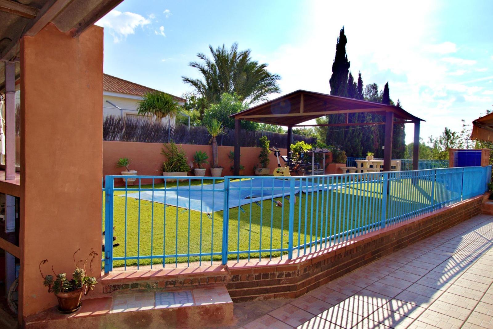 For sale of chalet in Elche-Elx