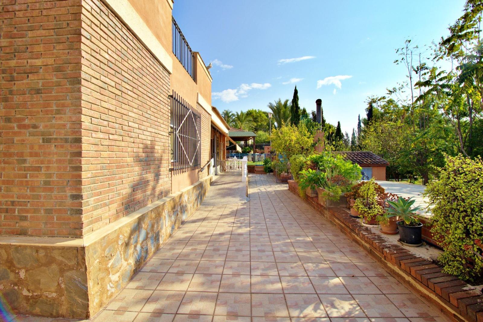 For sale of chalet in Elche-Elx