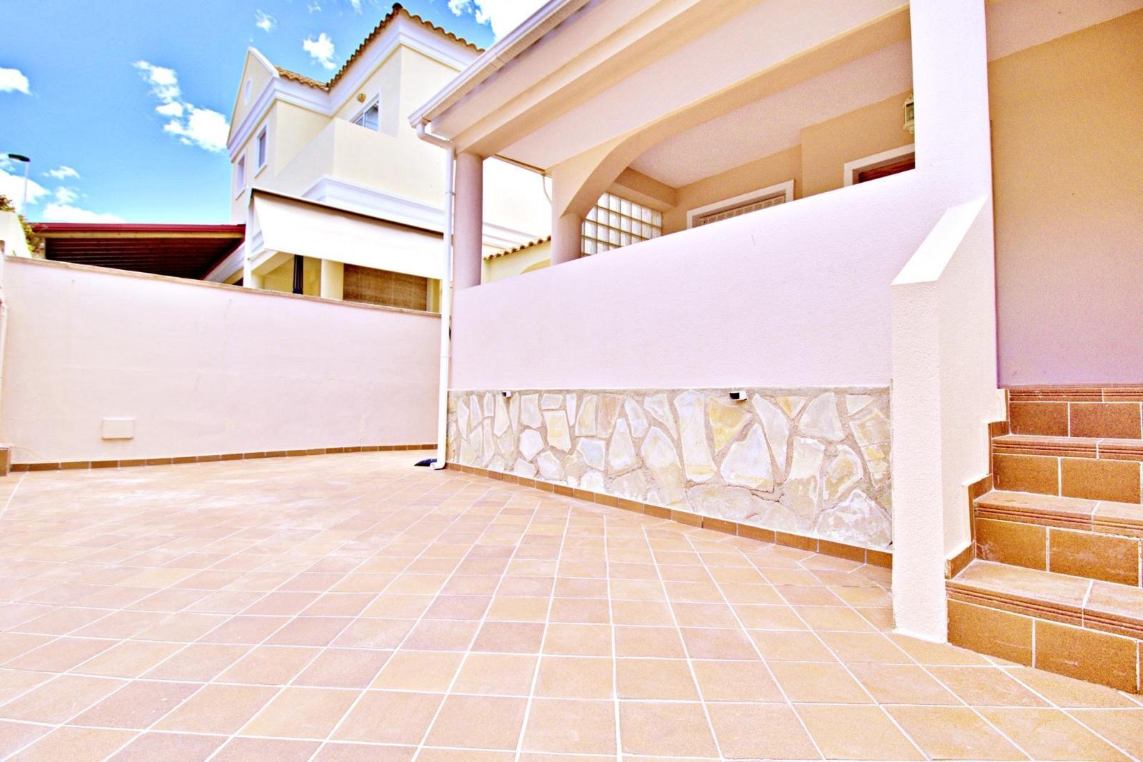 For sale of house in Elche-Elx