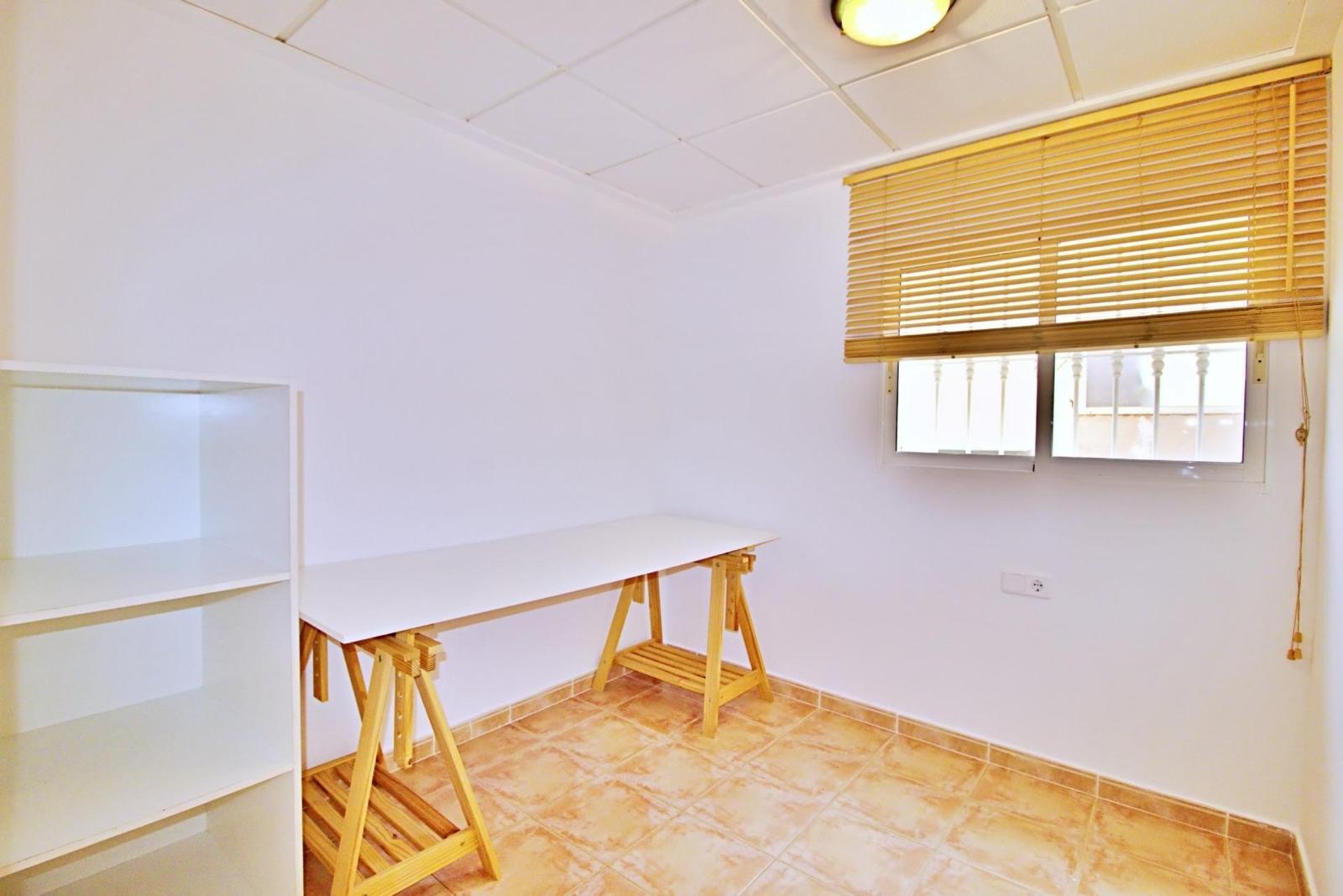 For sale of house in Elche-Elx