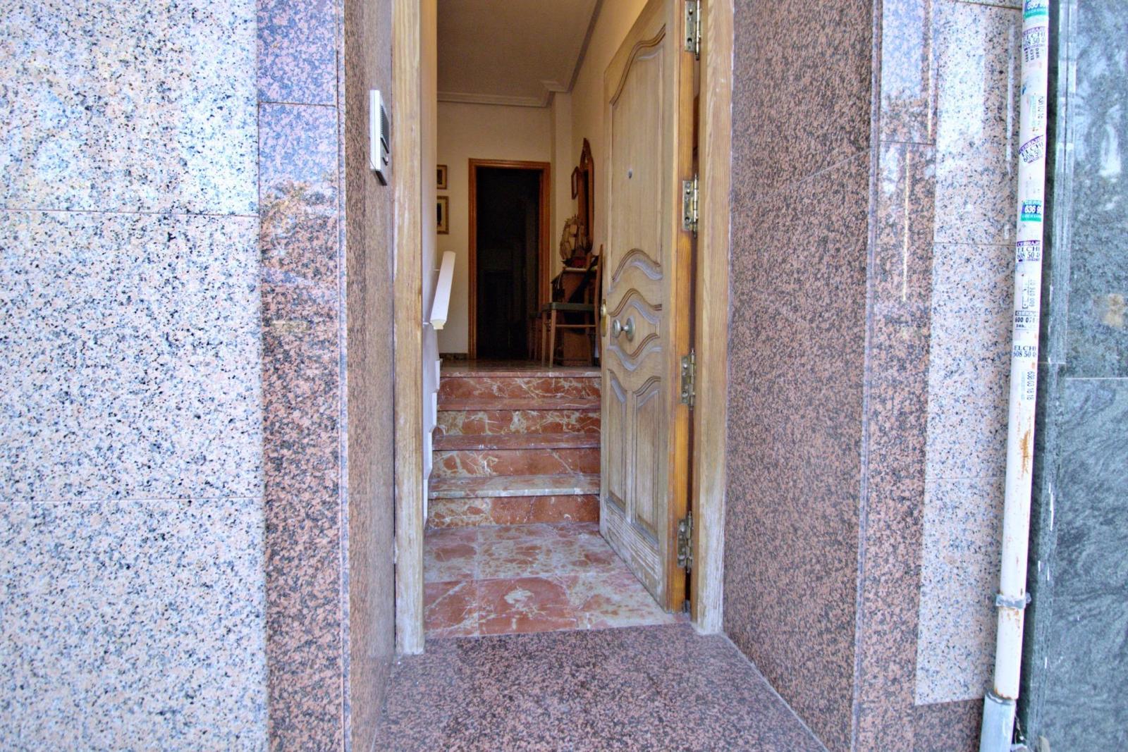 For sale of flat in Elche-Elx