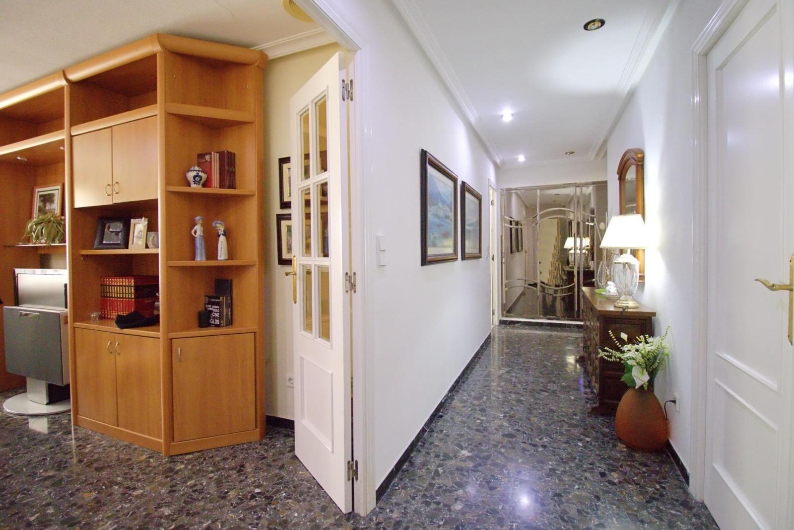 For sale of flat in Elche-Elx