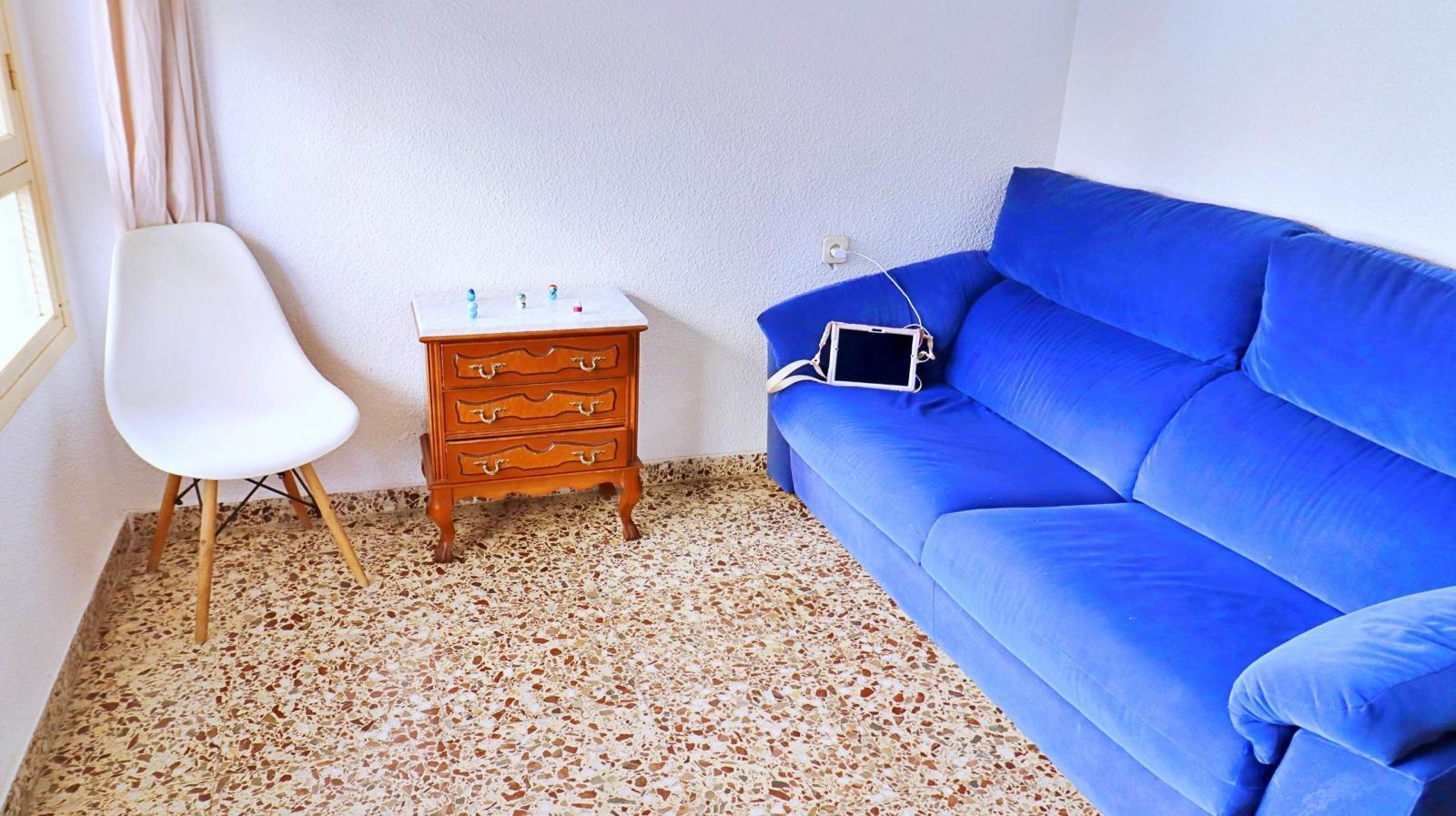 For sale of flat in Adsubia