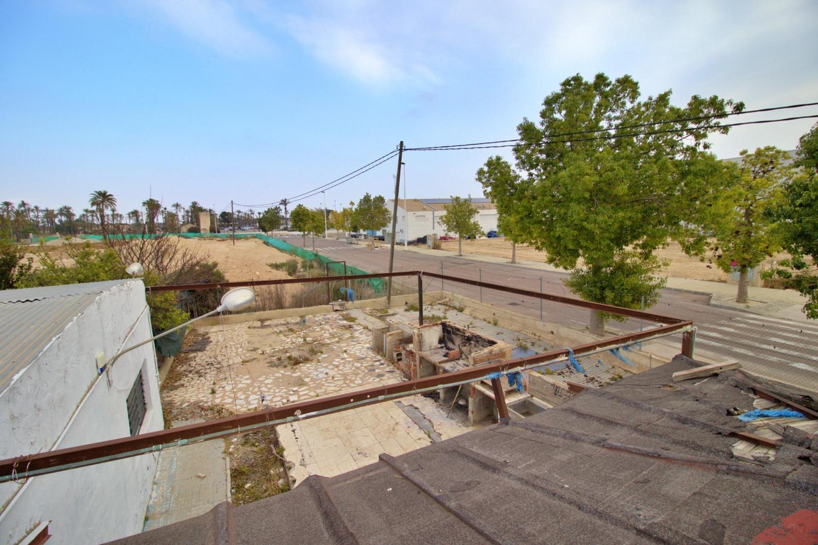 For sale of chalet in Elche-Elx