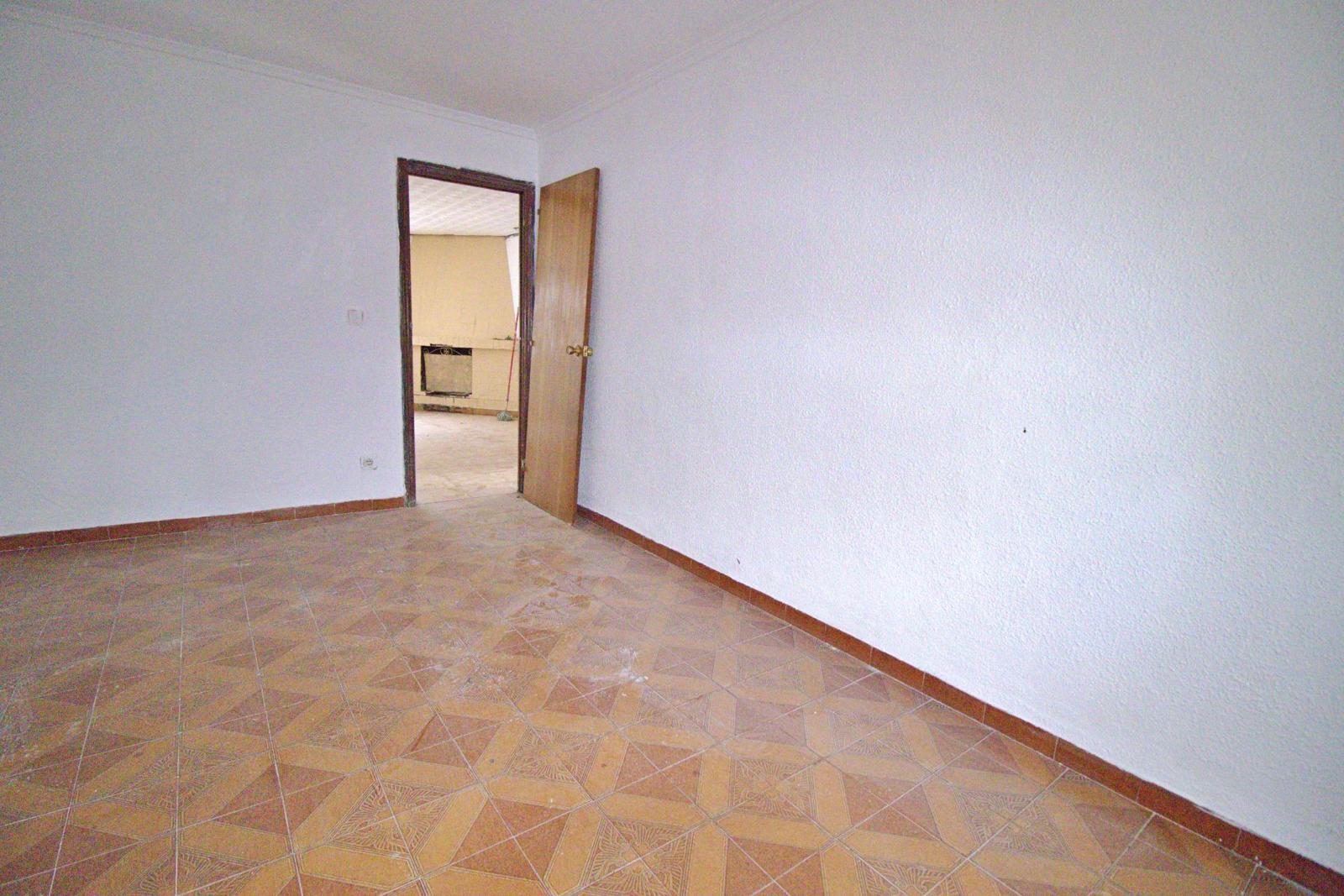 For sale of chalet in Elche-Elx