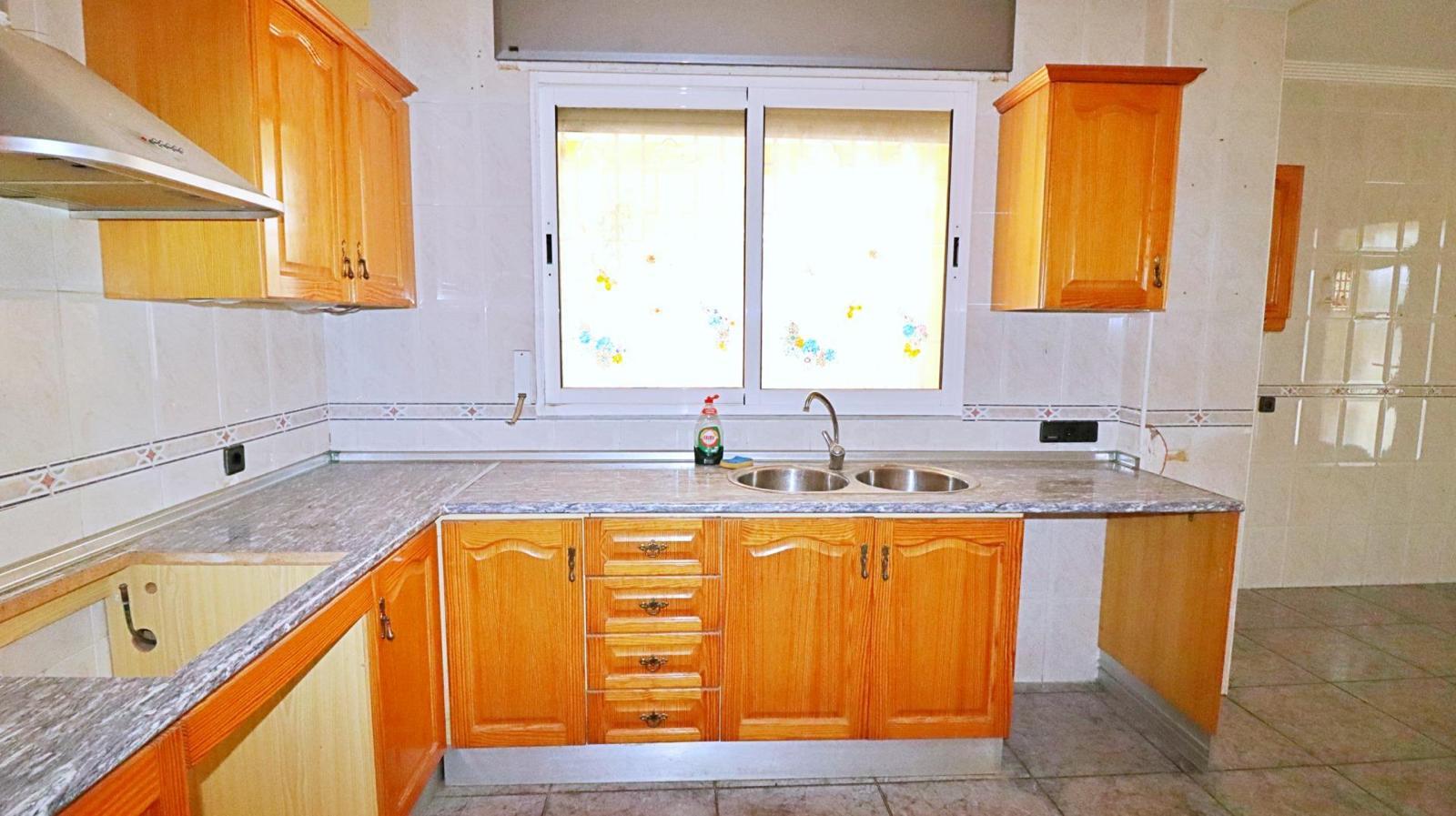 For sale of chalet in Elche-Elx