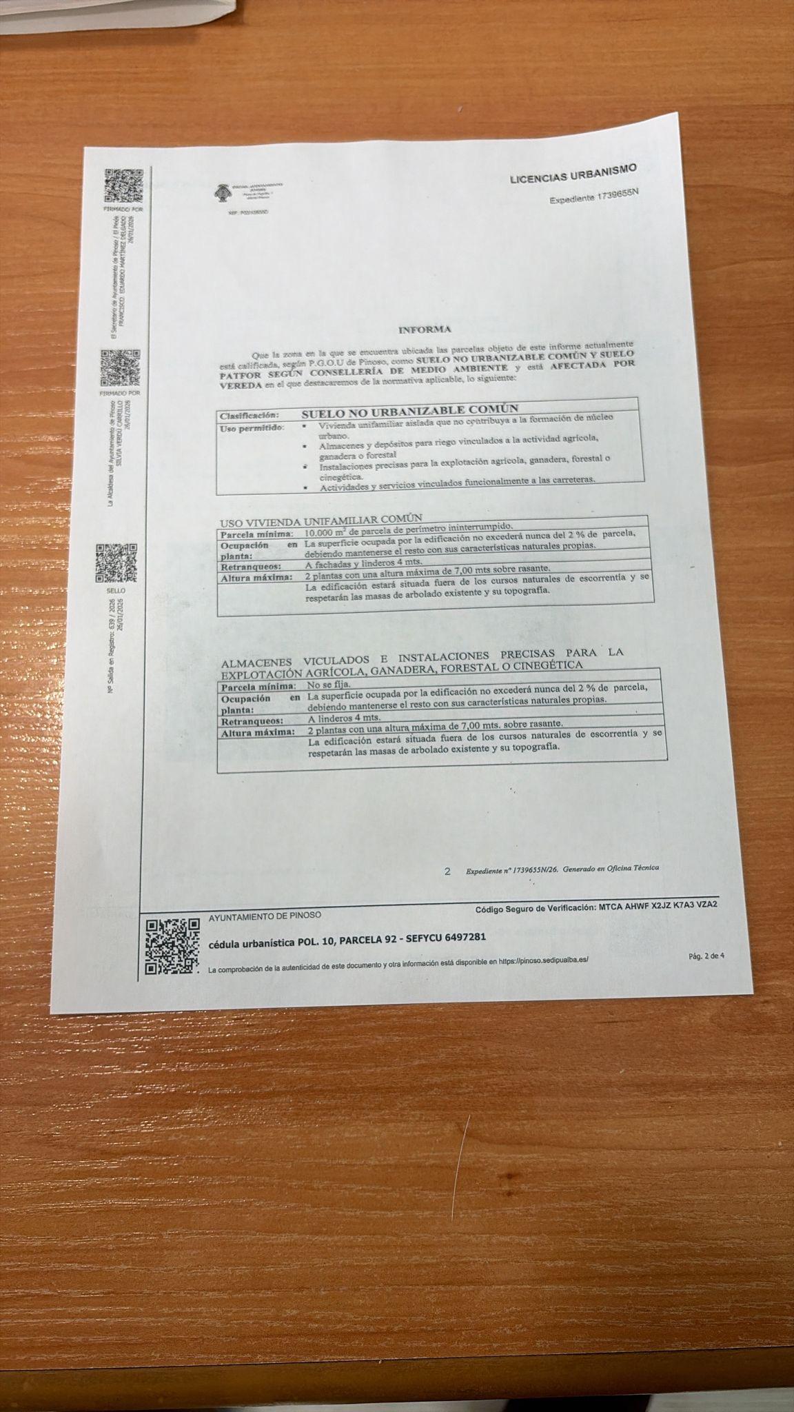 Venta de finca rústica en El Pinós