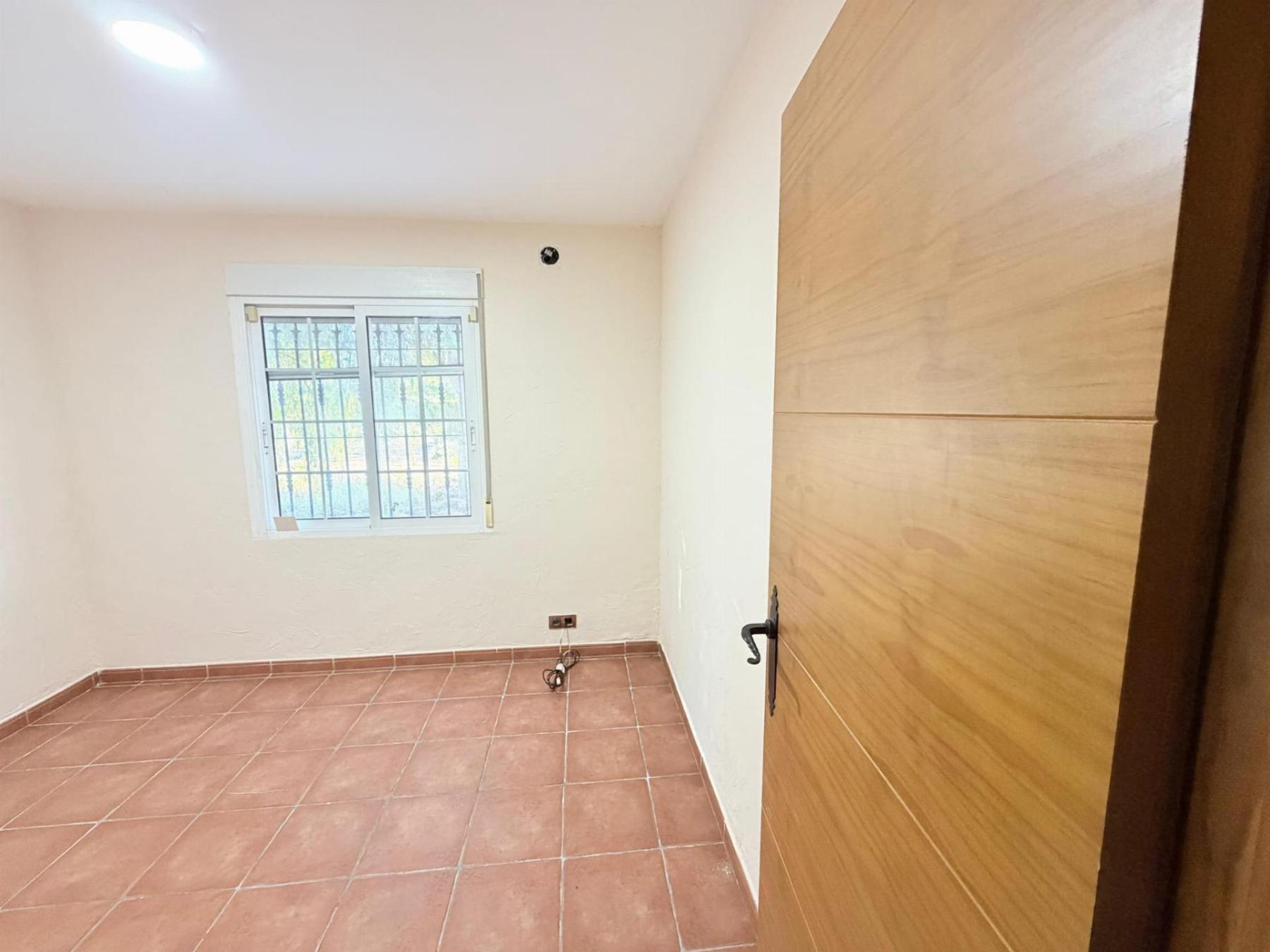 For sale of chalet in Elche-Elx