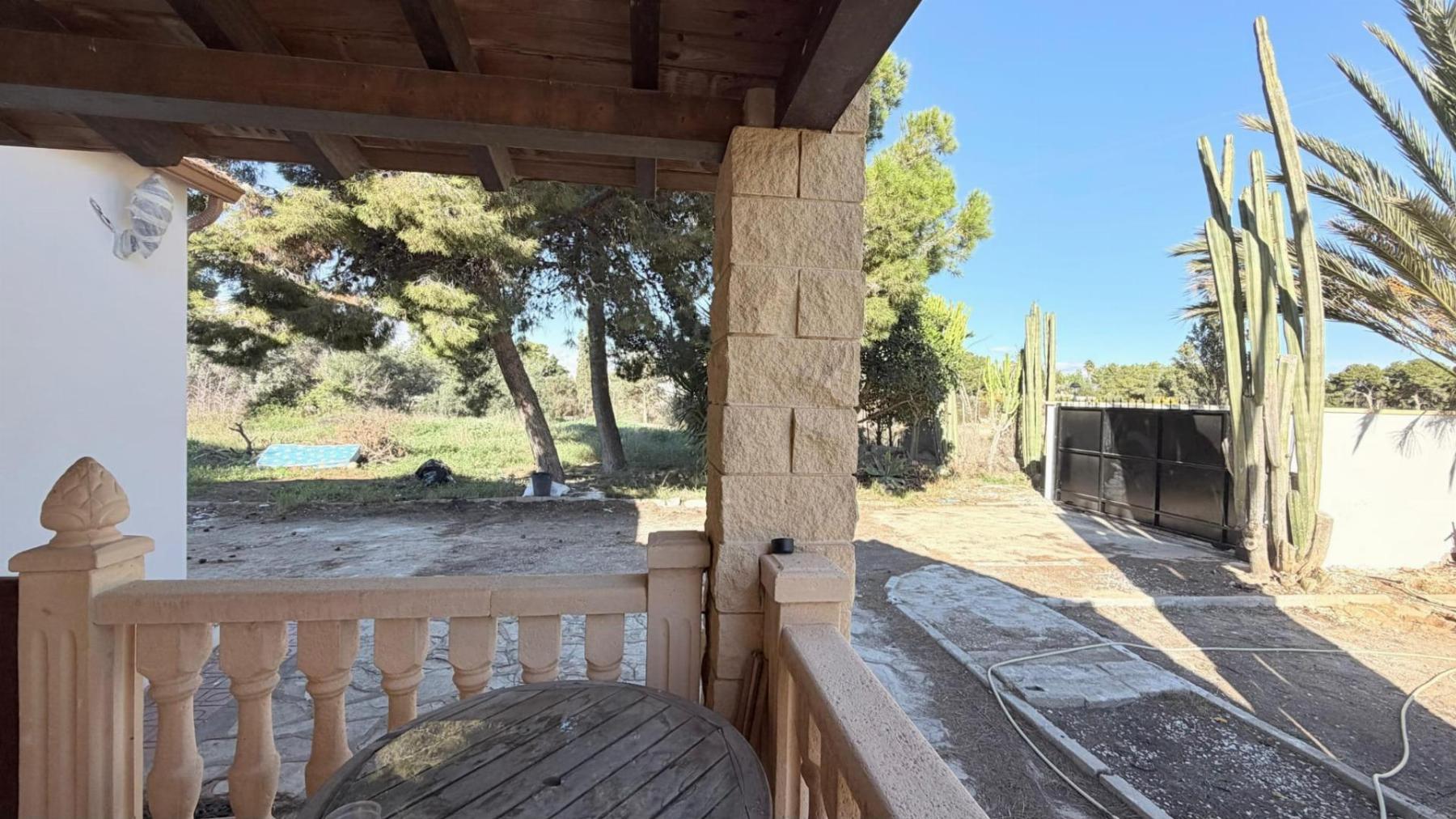 For sale of chalet in Elche-Elx