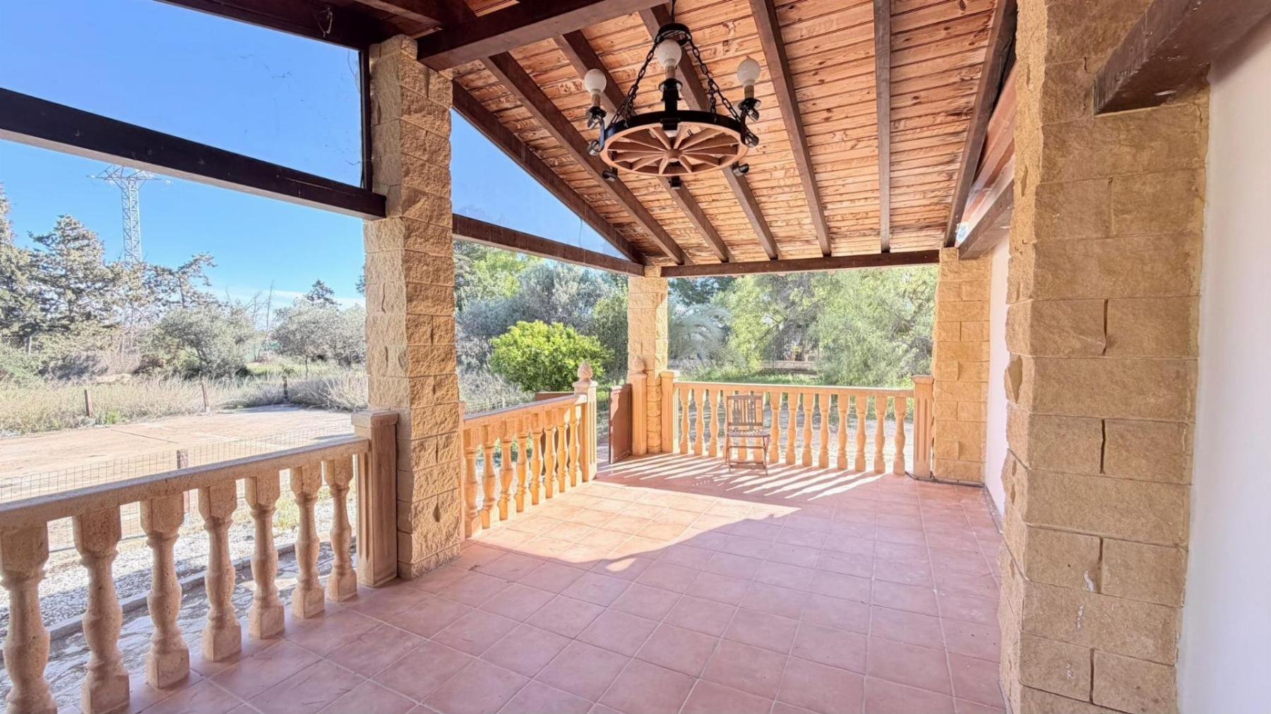 For sale of chalet in Elche-Elx