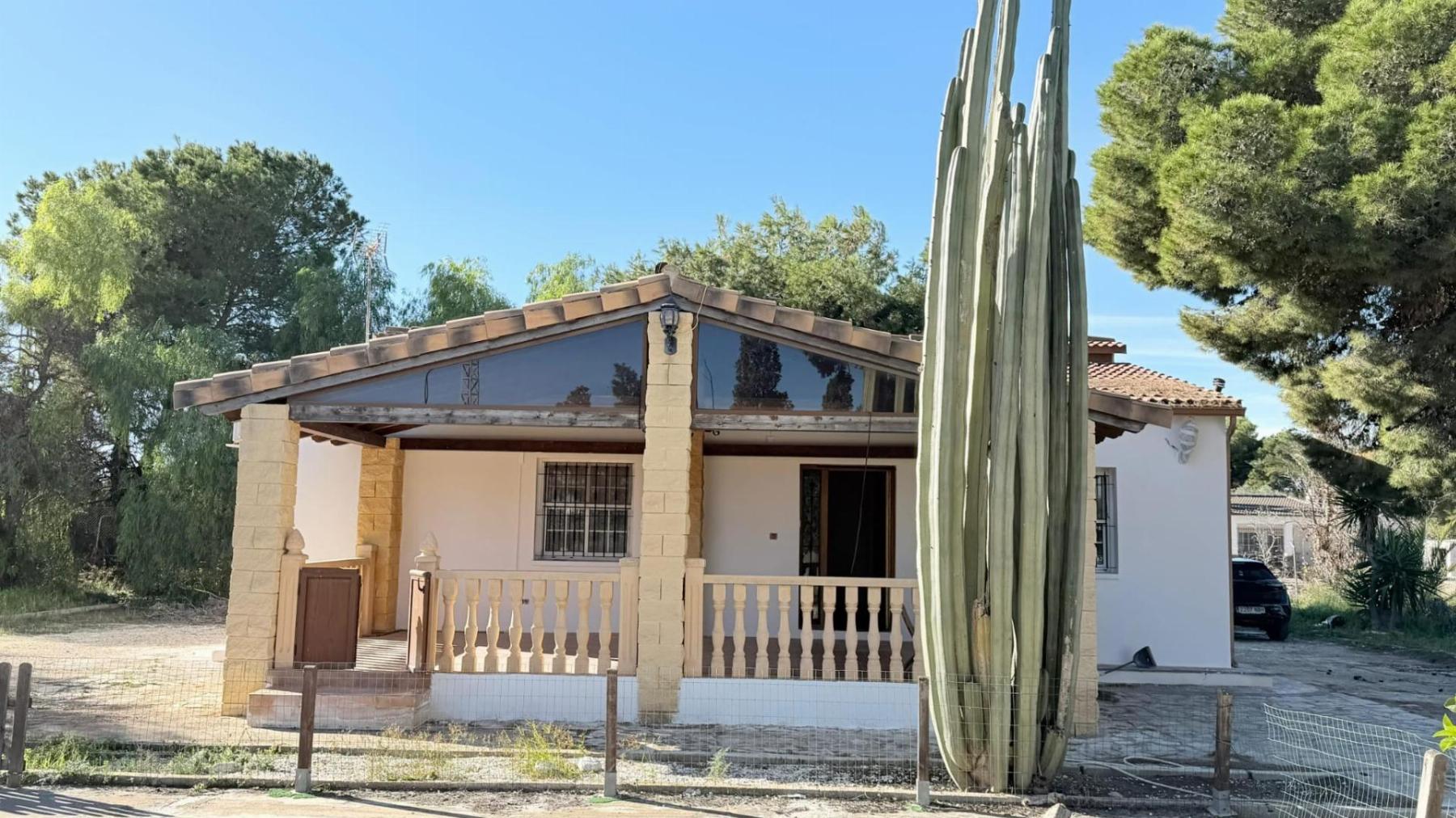 For sale of chalet in Elche-Elx
